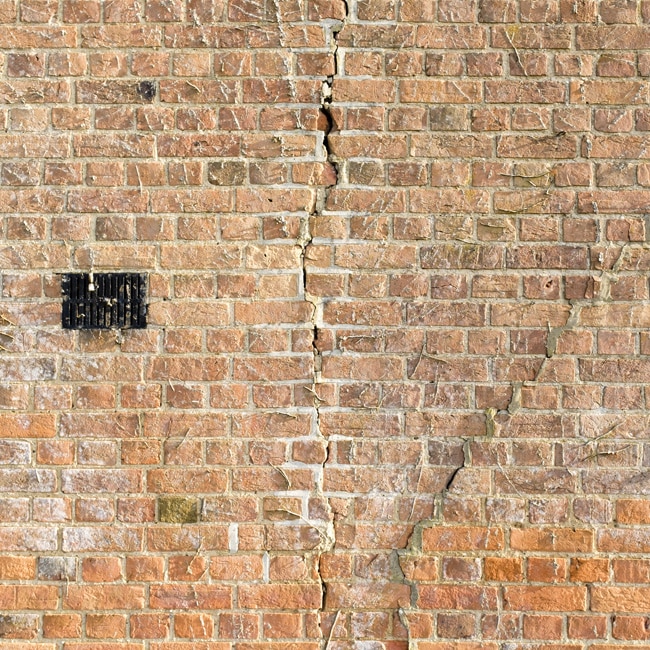 Selling a House with Structural Problems