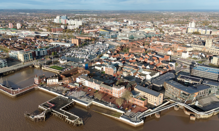 Wide angle view of Hull marina