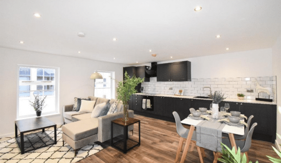 11 binding house in Hull